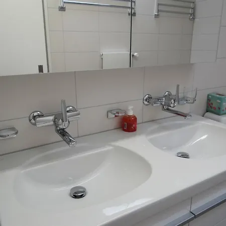 Apartment Titliszentrum 2 Appartement-Fewo 5-Bettwohnung By Interhome Apartmán